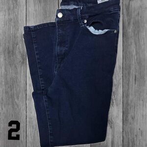 Good American High Rise Dark Blue Jeans